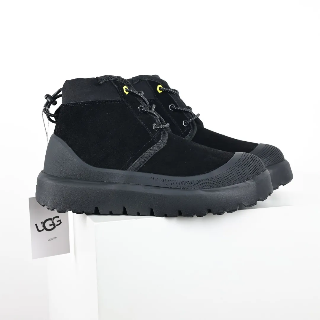 Pick up locally 💰660 Core recommendation Good price It is a very suitable choice for keeping warm in winter and at home. In the new year, uug launched a series of styles, which are partial to the preferences of young consumers and have also moved to the forefront of fashion trends. Shoe body material Water-repellent coated suede upper 17mm UGGPURE™ implantable wool insole Lightweight non-slip comfortable rubber outsole With brand LOGO trademark Comes with a full set of packaging Size: 35 36 37 38 39 40 41 42 43 44 45